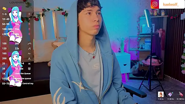 kaelwolf tay online show from 03/20/26, 07:08