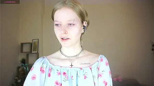 ToyaPletz online show from 04/04/26, 05:10