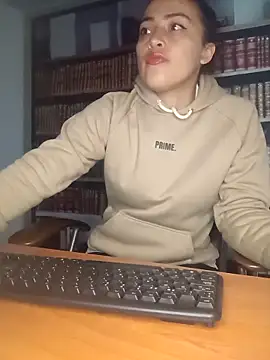 Snapshot of Susan_Owens chatting on 12/05/25, 11:08 Susan Owens online show from 12/05/25, 11:08