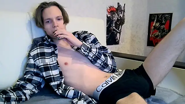 xWannalove online show from 11/29/25, 09:34