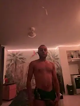 klkmam online show from 12/18/25, 07:09