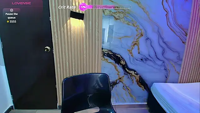 Snapshot of _ArianaToro chatting on 12/03/25, 04:38 ArianaToro online show from 12/03/25, 04:38