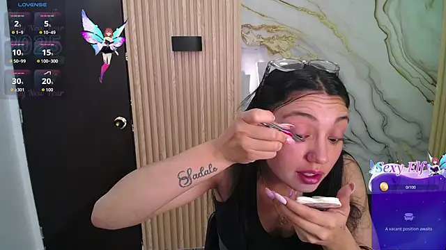 Snapshot of _ArianaToro chatting on 01/06/26, 01:37 ArianaToro online show from 01/06/26, 01:37