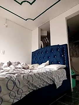 man black hot24 online show from 04/06/26, 12:17