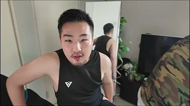 NAMABORI TAICHI online show from 04/18/26, 02:04