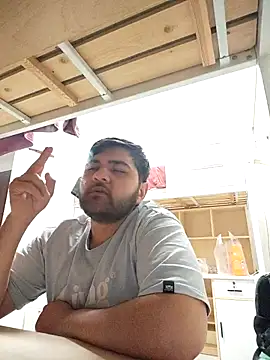 Koma001 online show from 11/26/25, 06:09