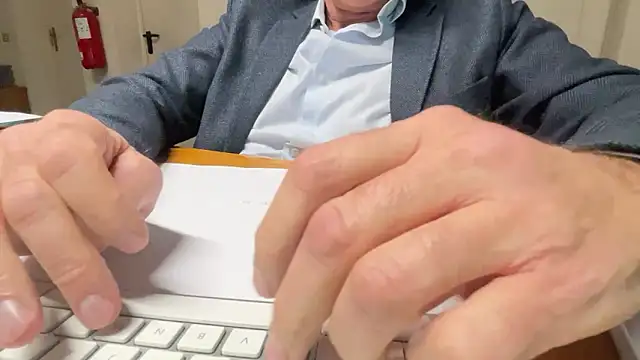 SimonZydar online show from 11/27/25, 04:20