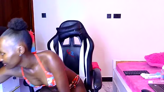 emma-112 online show from 02/02/26, 05:39