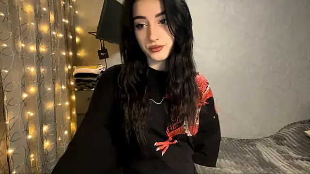 Meowluly online show from 12/14/25, 09:08