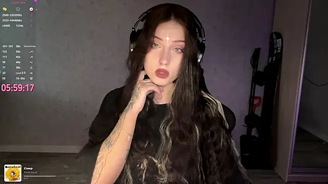 Meowluly online show from 04/12/26, 09:20