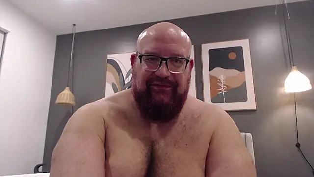 BigBearforCuddles online show from 04/16/26, 02:45