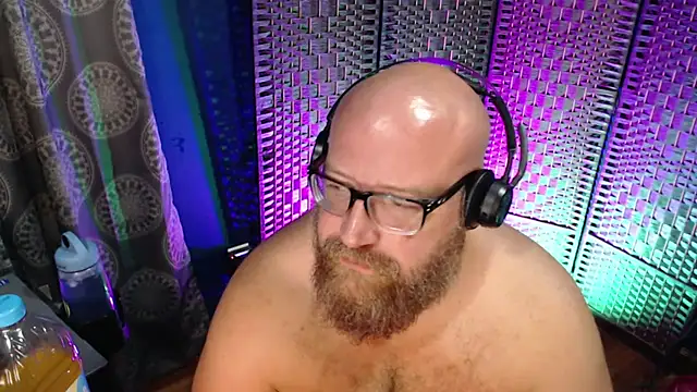 BigBearforCuddles online show from 06/21/26, 01:30