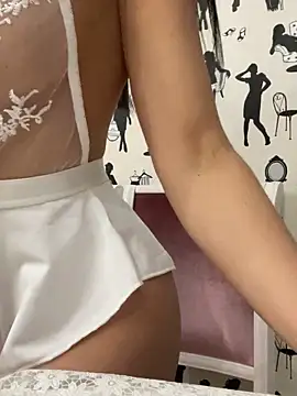 Snapshot of marmaladeX chatting on 11/24/25, 10:31 marmaladeX online show from 11/24/25, 10:31