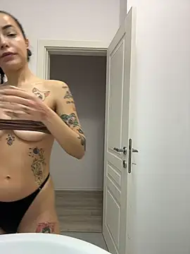 LianixLoverx online show from 04/01/26, 06:16
