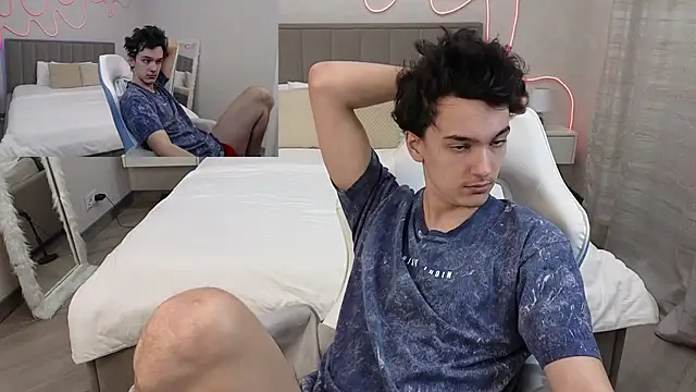 MoonlinSkinn online show from 02/12/26, 01:00