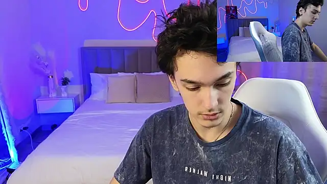 MoonlinSkinn online show from 02/14/26, 01:02