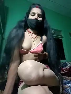 Snapshot of Uma_sain chatting on 12/18/25, 03:18 Uma sain online show from 12/18/25, 03:18