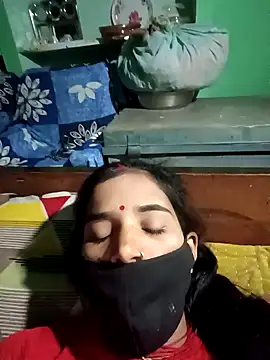 Snapshot of Uma_sain chatting on 12/22/25, 11:24 Uma sain online show from 12/22/25, 11:24