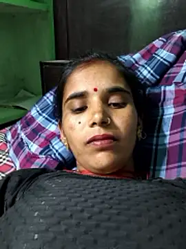 Snapshot of Uma_sain chatting on 02/19/26, 04:36 Uma sain online show from 02/19/26, 04:36