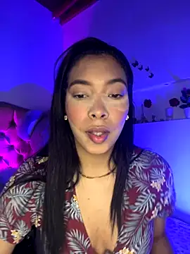 KarolRojas 22 online show from 12/04/25, 08:17