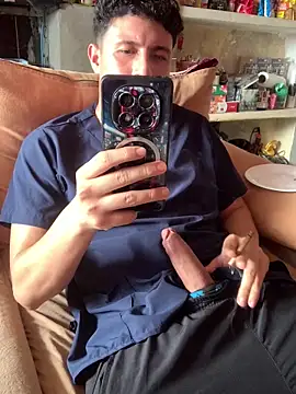 angelxxx95 online show from 02/13/26, 07:10