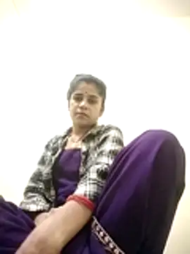 Snapshot of Dolly_baby34 chatting on 12/17/25, 09:15 Dolly baby34 online show from 12/17/25, 09:15