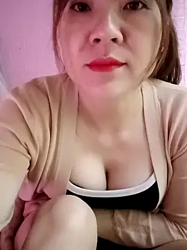 Lily-ross22 online show from 02/06/26, 03:33