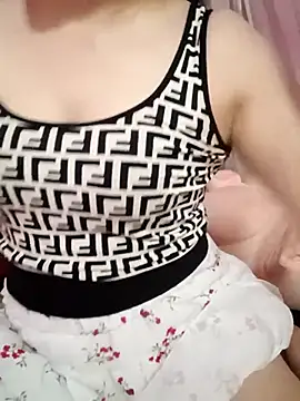 Lily-ross22 online show from 06/30/26, 04:35