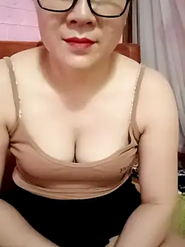 Lily-ross22 online show from 07/03/26, 04:13