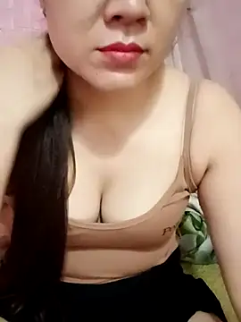 Lily-ross22 online show from 07/16/26, 04:57