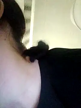 Snapshot of LoweredLockout chatting on 12/17/25, 07:42 LoweredLockout online show from 12/17/25, 07:42