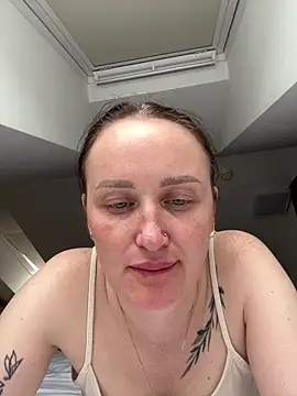 TomilaSi online show from 05/18/26, 11:49