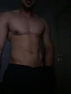 MoreninhoMagrinho online show from 12/05/25, 03:37