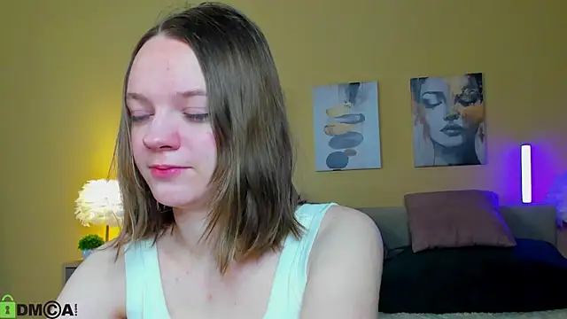 Olivia Riesz online show from 03/25/26, 12:38