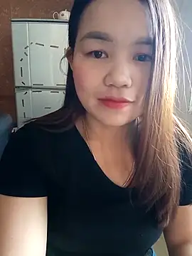 arina-11 online show from 12/15/25, 04:17