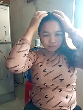 arina-11 online show from 12/17/25, 05:57