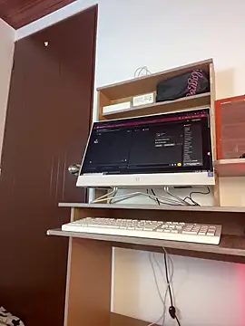 Im Luu online show from 06/16/26, 04:15