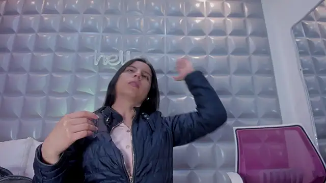 sol-angel online show from 12/19/25, 03:08