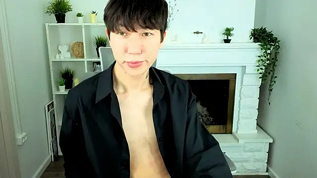 YugoAsian online show from 02/04/26, 12:22