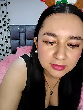 Dulce fire1 online show from 12/22/25, 11:29