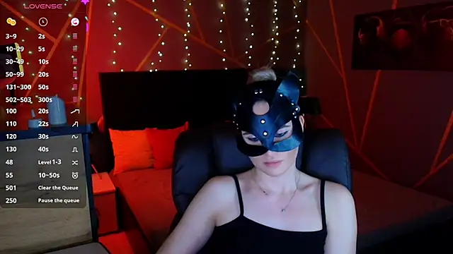 Snapshot of _Sweet__Cat_ chatting on 04/19/26, 04:50 Sweet Cat online show from 04/19/26, 04:50