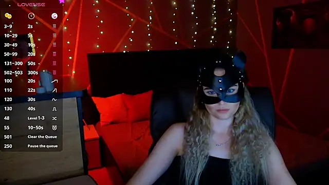 Snapshot of _Sweet__Cat_ chatting on 04/30/26, 12:00 Sweet Cat online show from 04/30/26, 12:00