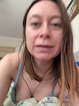 Brooke lover online show from 03/27/26, 06:30