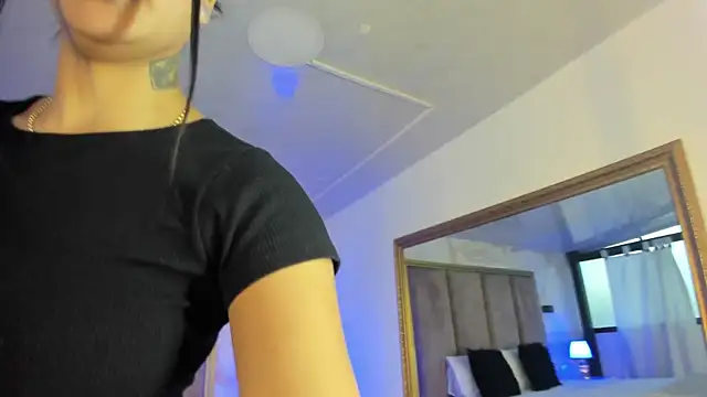 MelissaGill  online show from 12/05/25, 12:36