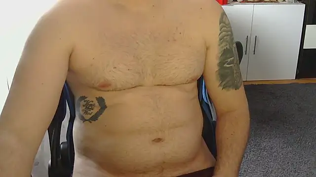 theh0tdick online show from 04/18/26, 10:19