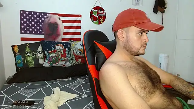 holegape online show from 12/15/25, 01:26