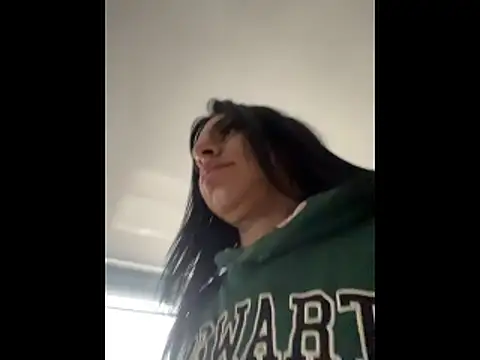 SaraAndrade  online show from 12/16/25, 11:37