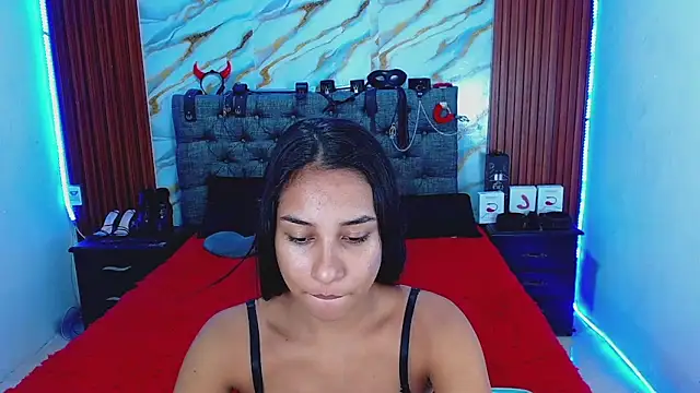 Meryandcris online show from 04/10/26, 02:28