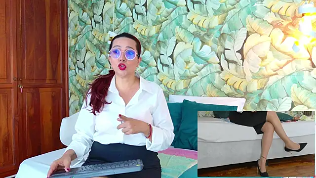 Snapshot of Madame_Angelic_1 chatting on 07/10/26, 03:55 Madame Angelic 1 online show from 07/10/26, 03:55