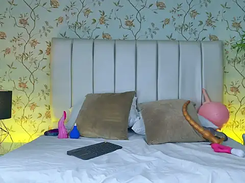 cata muakgb online show from 02/06/26, 02:53